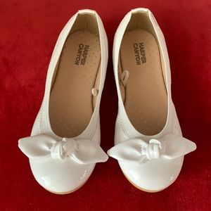 New Harper Canyon Girls Emma Ballet Flat in Faux Patent Leather White Size 12